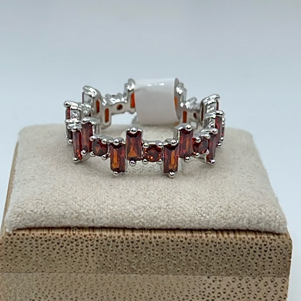 Bomb Party January 2024 Ring SIMPLISTIC AND DREAMY RBP6770 Garnet CZ/Rhodium